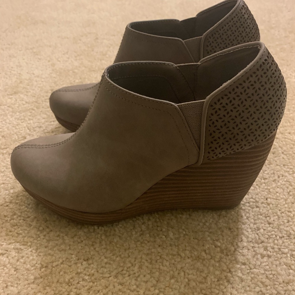 Dr Scholls wedge booties